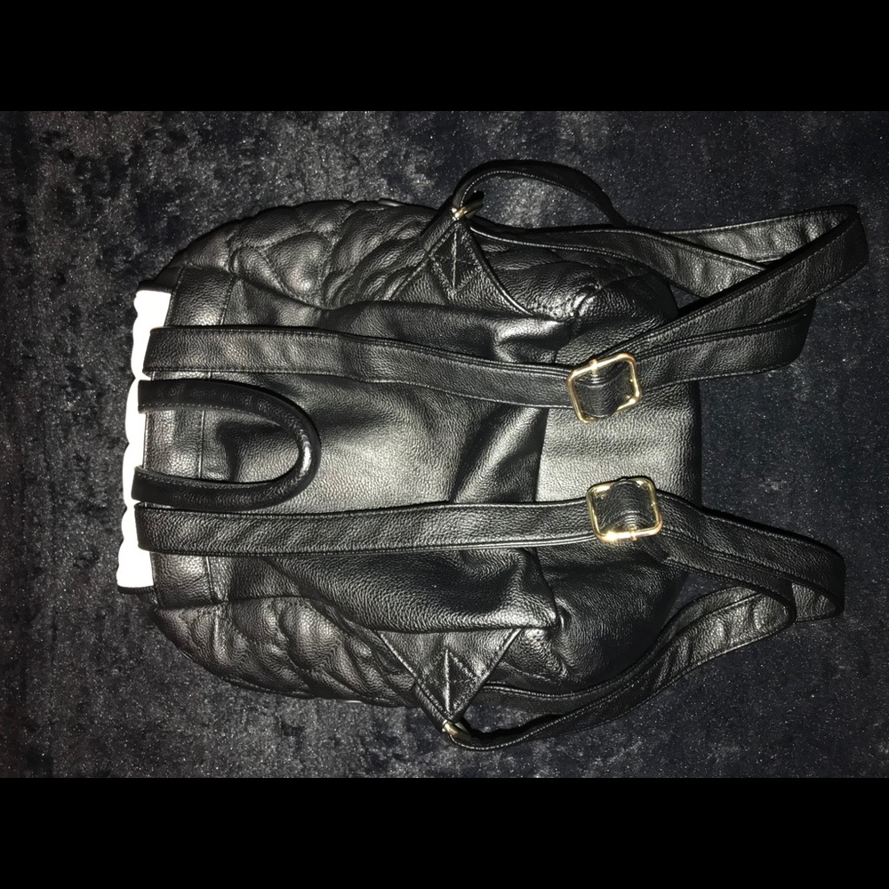 Backpack - Picture 2 of 4